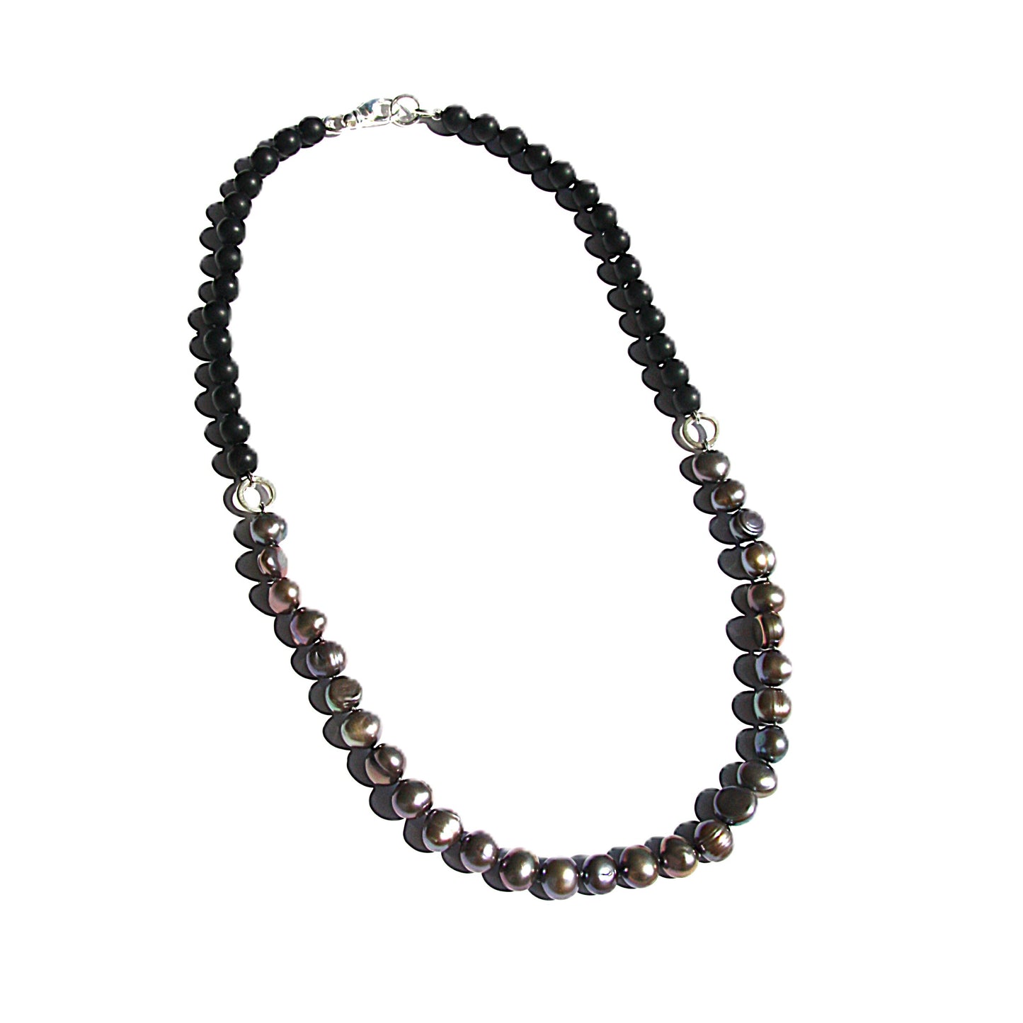 Necklace Dark Grey Pearls