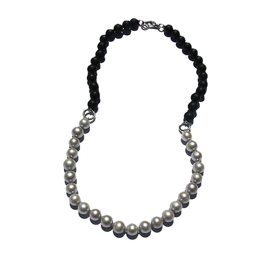 necklace silver pearl and onyx