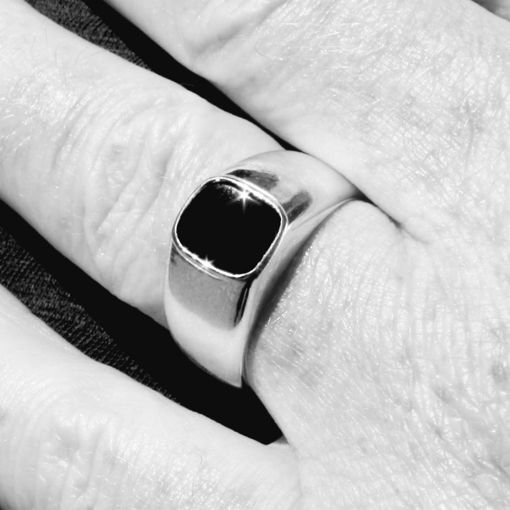 Classic Onyx Signet Ring