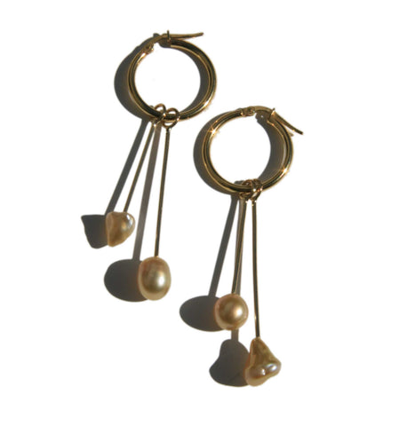 Earrings gold hoops with gold Keshi pearl drops