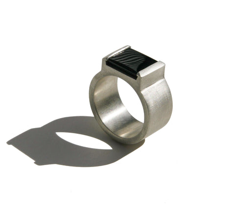 Men's signet ring